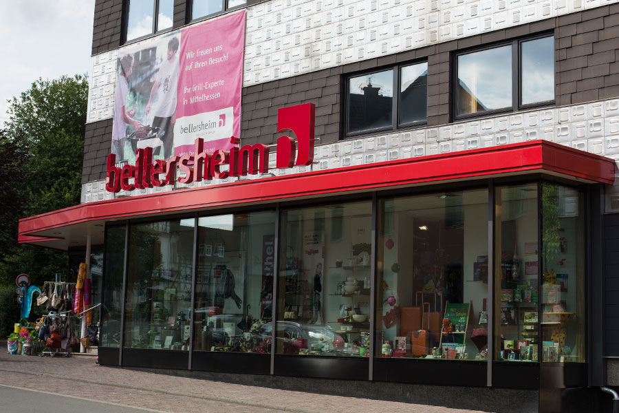 design-verkaufsgebaeude-schaufenster.jpg
