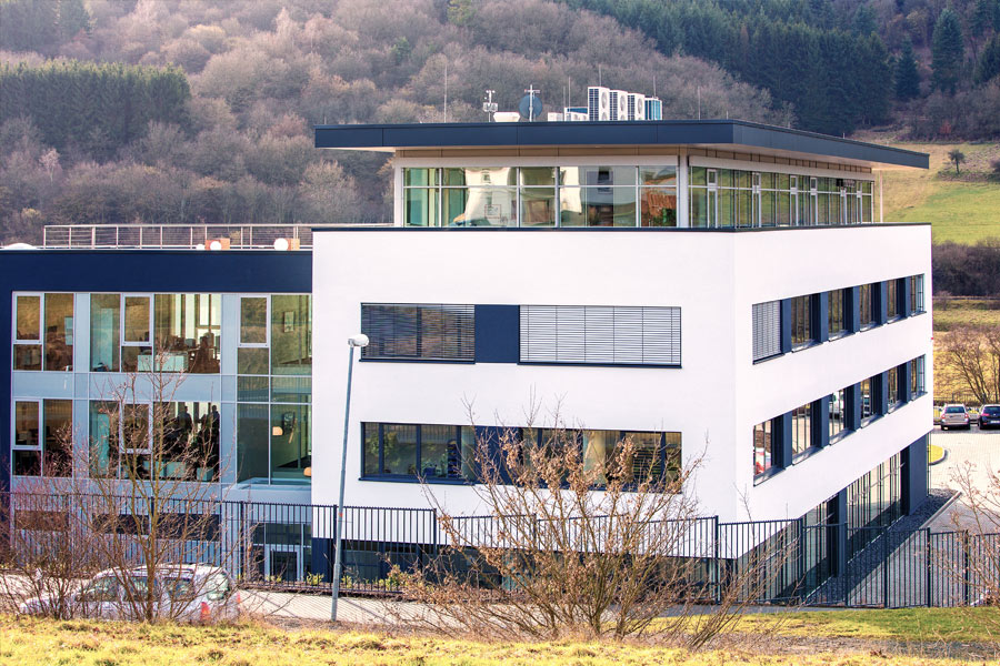 individueller-moderner-design-buero-bau.jpg