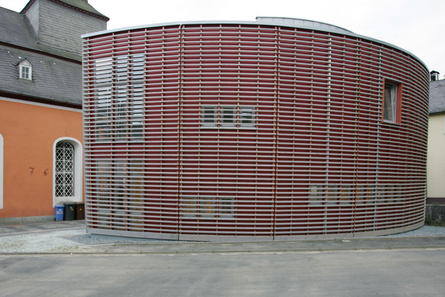 moderner-aussergewoehnlicher-anbau.jpg