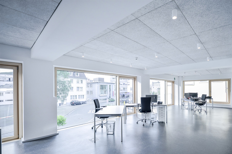 moderner-holzbau-buero-umbau.jpg
