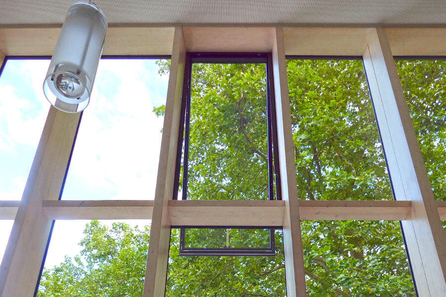 oekologische-pfosten-riegel-glas-fassade.jpg