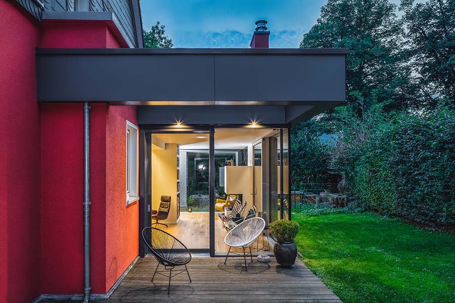 Glasanbau mit integrierter Beleuchtung