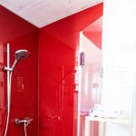 Dusche in schlüsselfertigem Ferienhaus-Modul