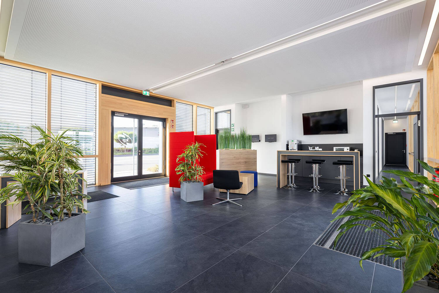russ-holzbau-referenz-neubau-empfangsgebaeude-5