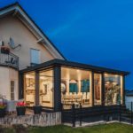 Wohnraumwerweiterung Wintergarten mit schöner Beleuchtung